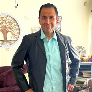 Meet your Posher, Mike